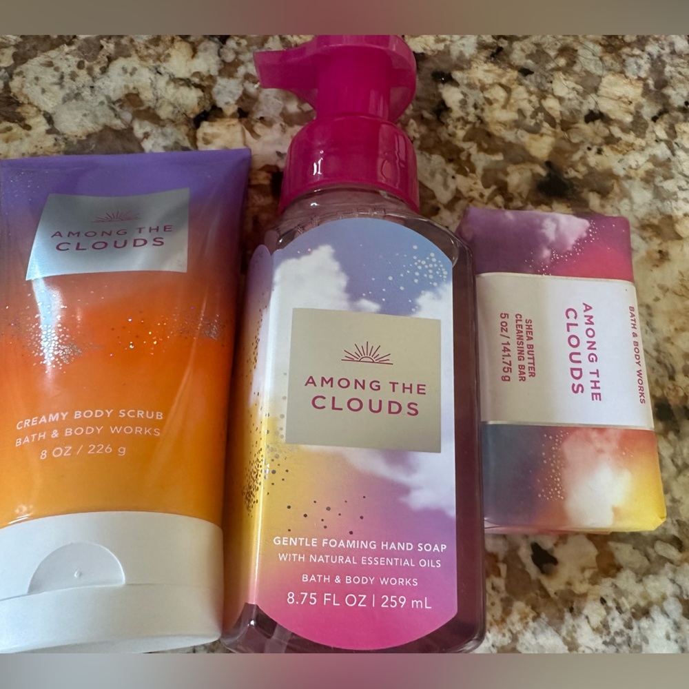 Brand new bath & body works Among the clouds
